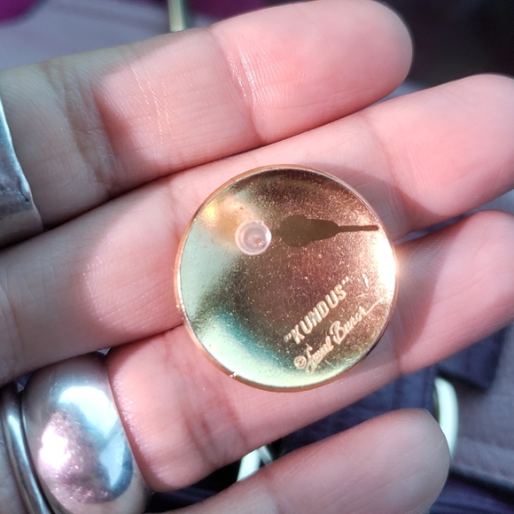 LAUREL BURCH RARE KUNDUS UNIQUE HORSE EARRINGS GOLD TONE ROUND MULTI COLORED - Picture 5 of 5